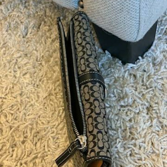 Coach | Wallet - Picture 7 of 8